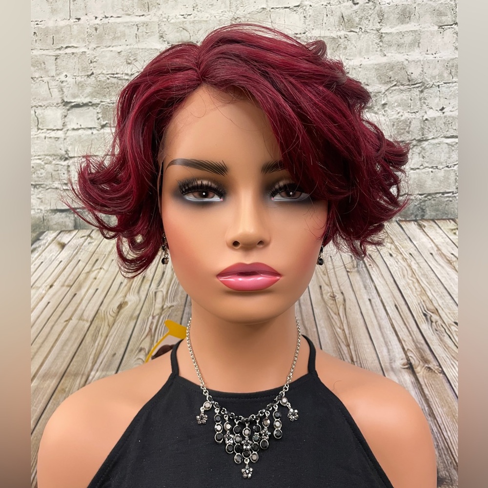 LBP17 red wine lace front wig nwt CHIC